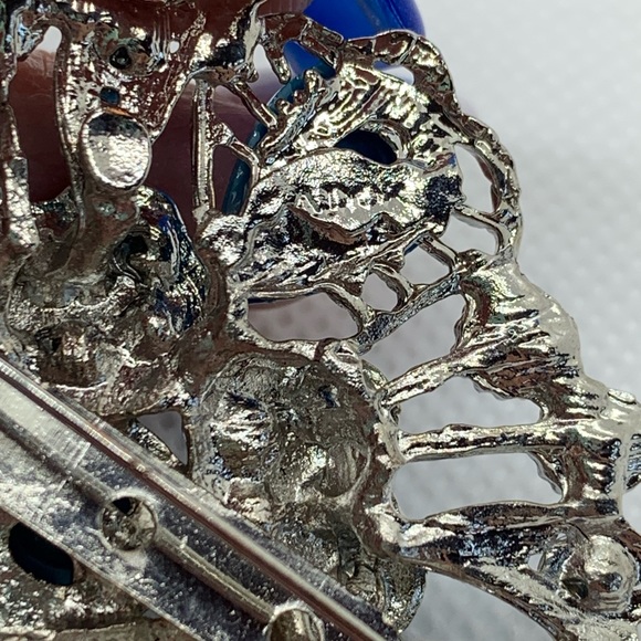 Beautiful Blue Stone Set Brooch Pin - Picture 5 of 7